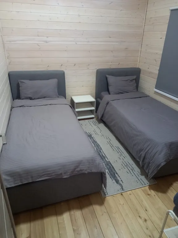 Уютный двухкомнатный дом с раздельными кроватями в спальни