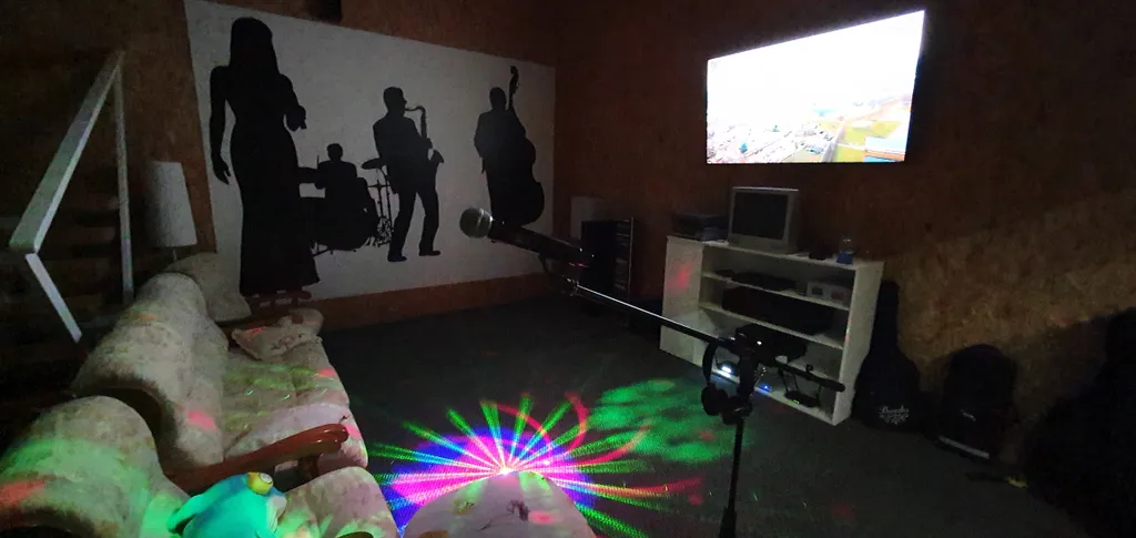 Коттедж FLIGELMUZ (Загородный Музыкальный Флигель). — Северская