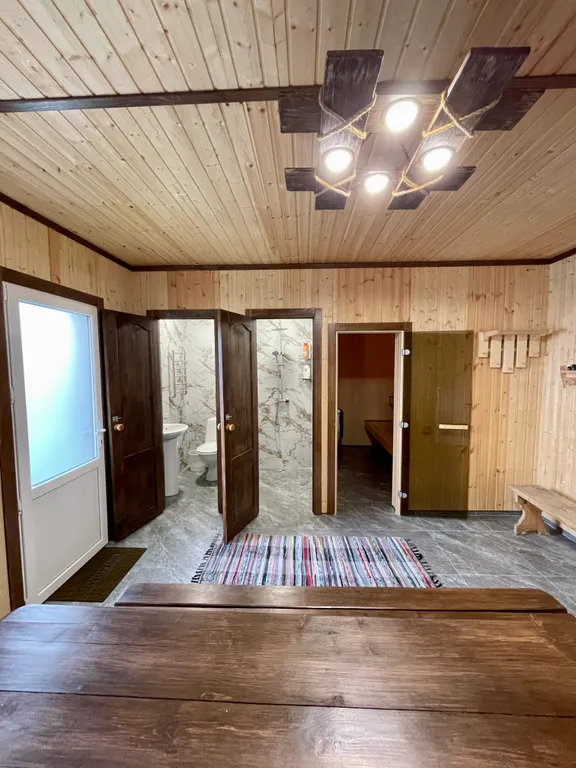 Коттедж с баней и теплым бассейном