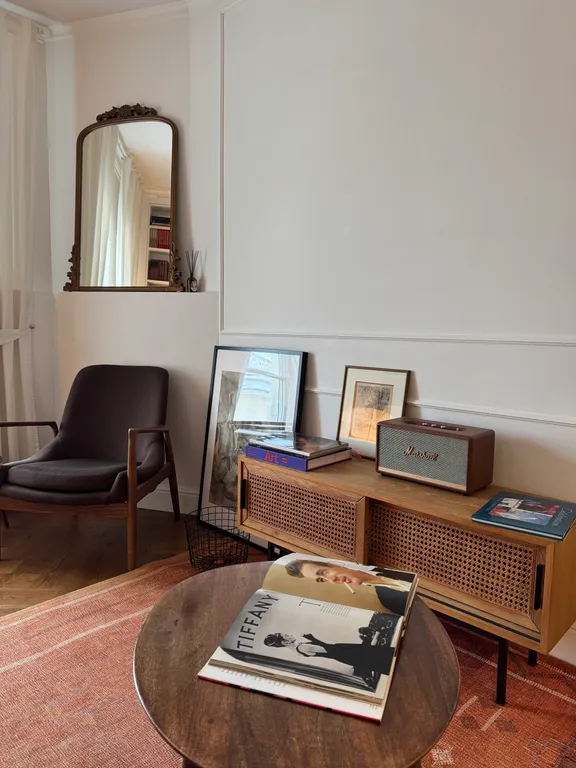 Квартира The Library Apartment - апартаменты с библиотекой в центре Петербурга — Санкт-Петербург