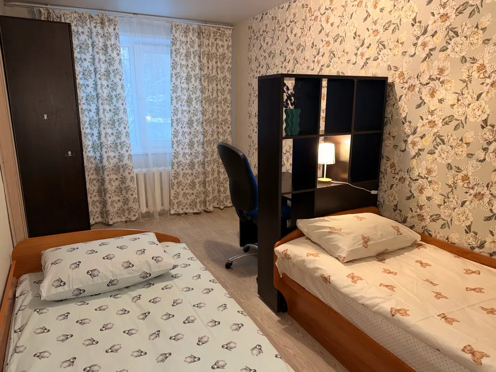 Уютная двухкомнатная квартира в тихом районе города — аренда посуточно в Ярославль