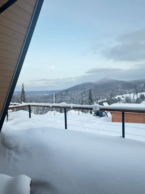 Дом в стиле А-фрейм 5 комнатный