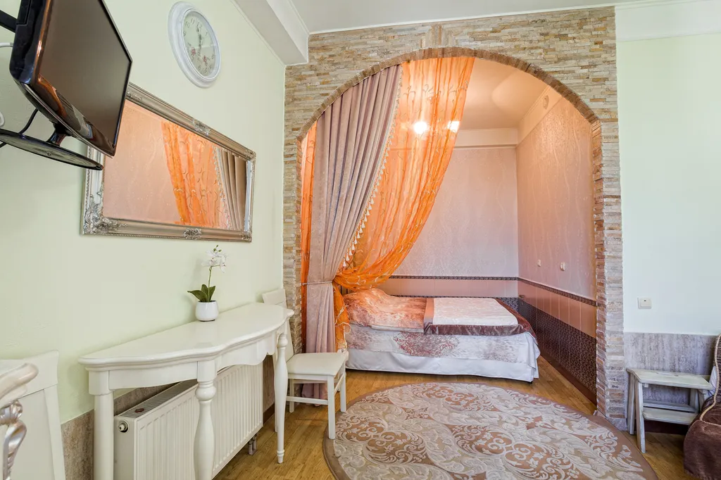 Квартира Апартаменты у Приморского парка — аренда посуточно в Ялта