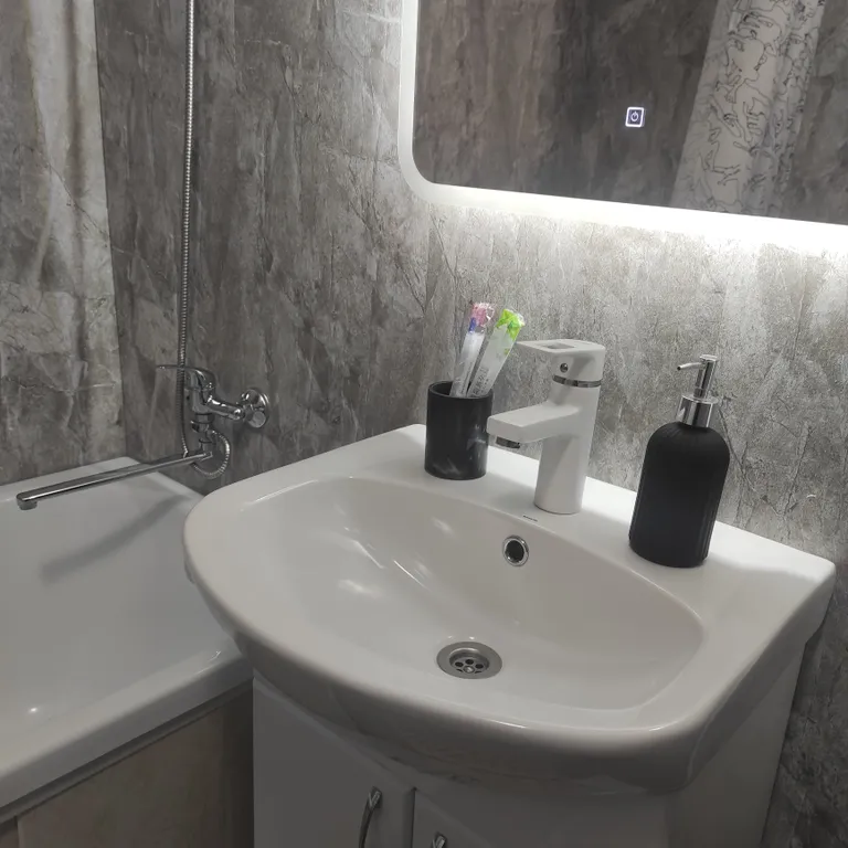 Чистая, уютная однокомнатная квартира