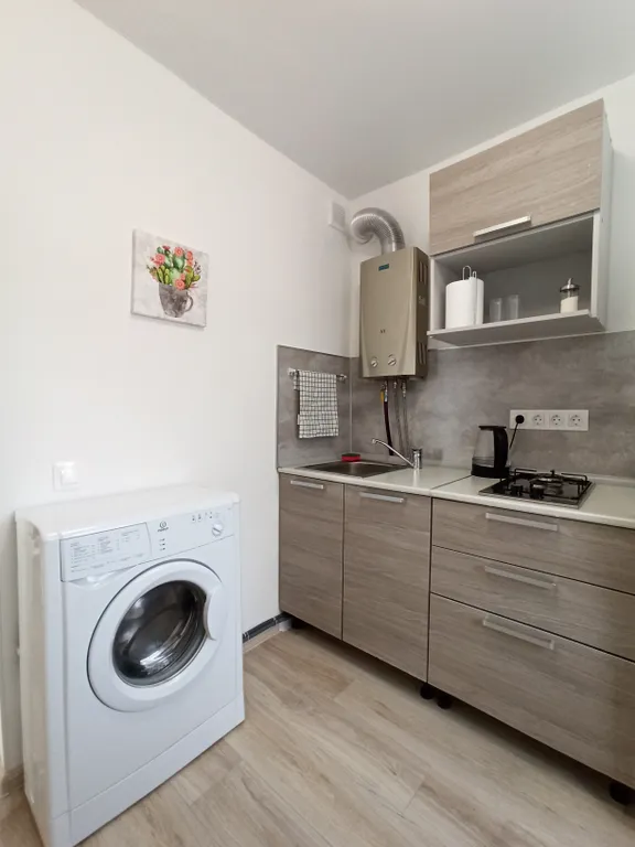 Светлая, уютная квартира на площади Победы