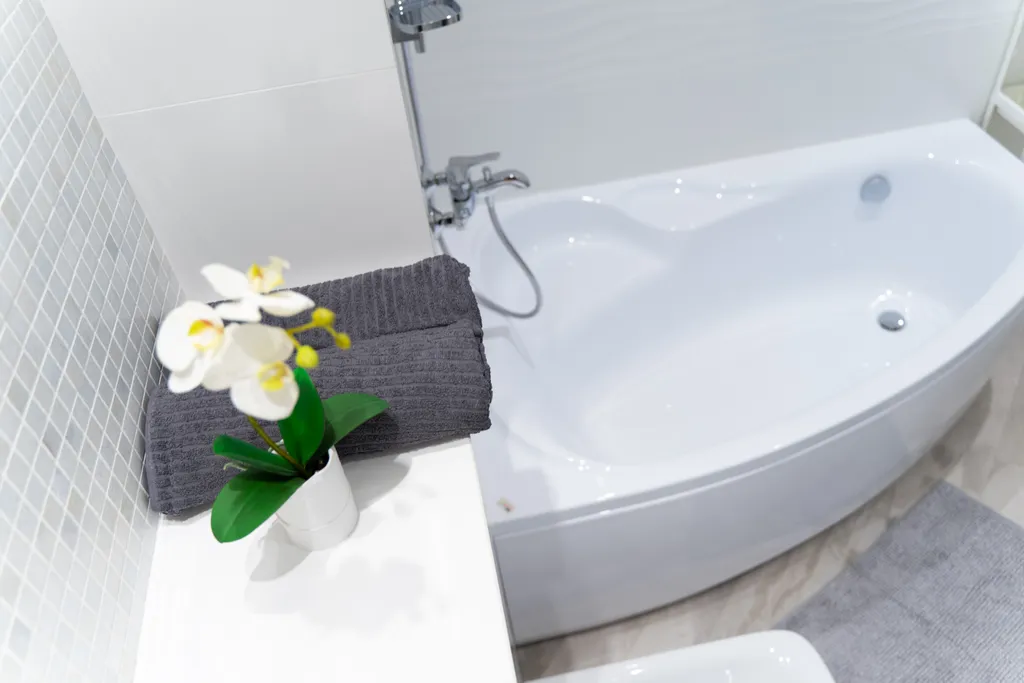 Приятная студия с домашним кинотеатром