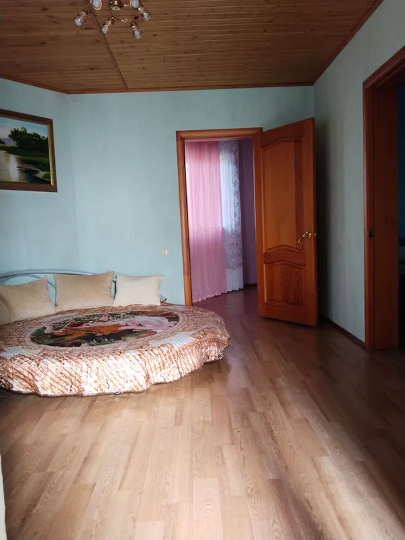 Загородный дом с баней и теплым бассейном