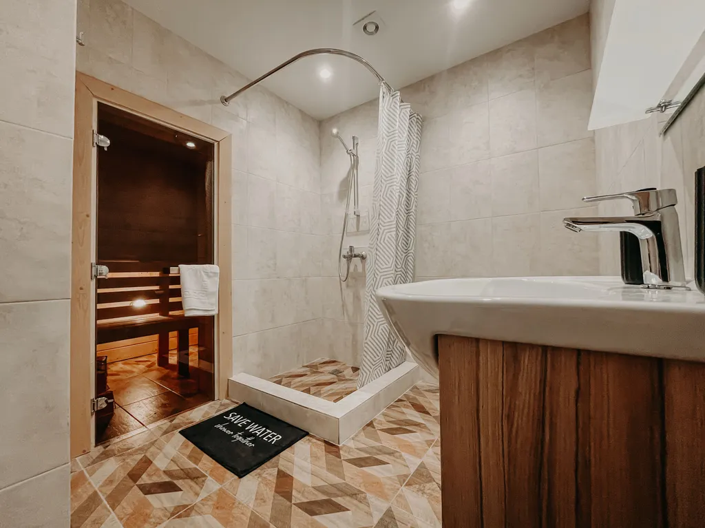 Коттедж Уютный коттедж рядом с озером — Светлое