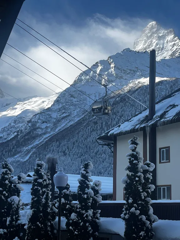 Студия в центре Домбая с видом на горы(у подъемников)