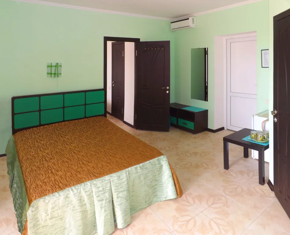 Квартира Комната — аренда посуточно в Морское