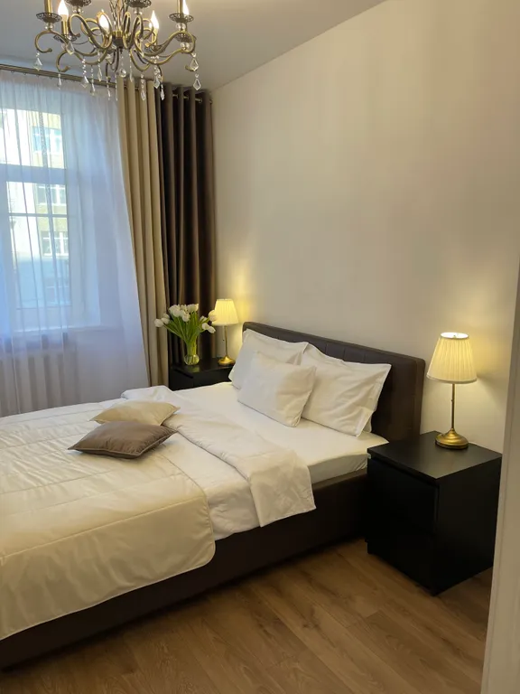 Просторная двухкомнатная квартира в самом центре города