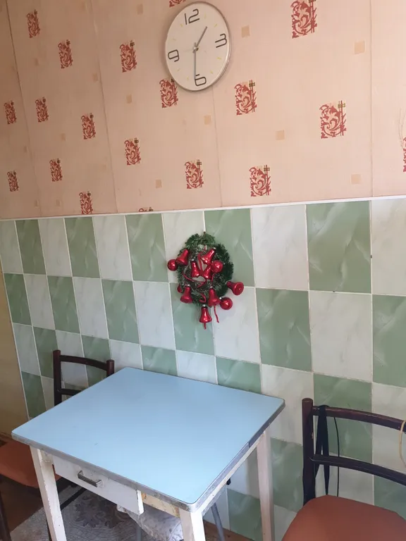 Квартира у метро заречная