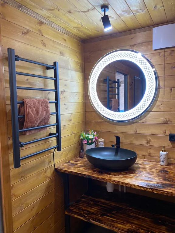 Домик у леса