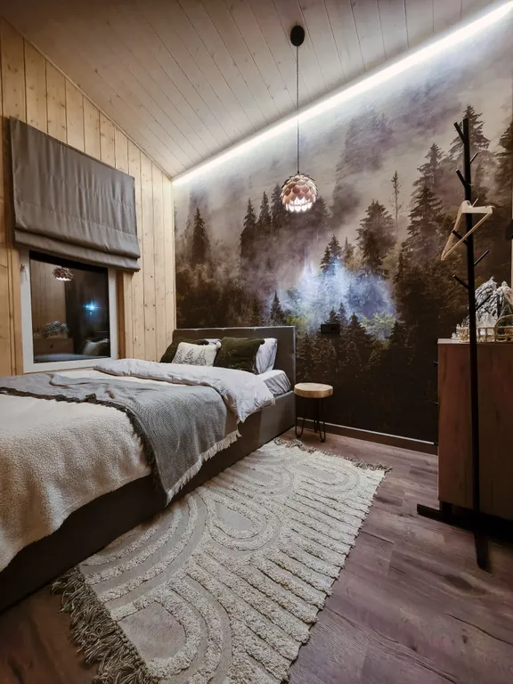 Домик для пар, чаном на дровах и видом на березовый лес в МО.