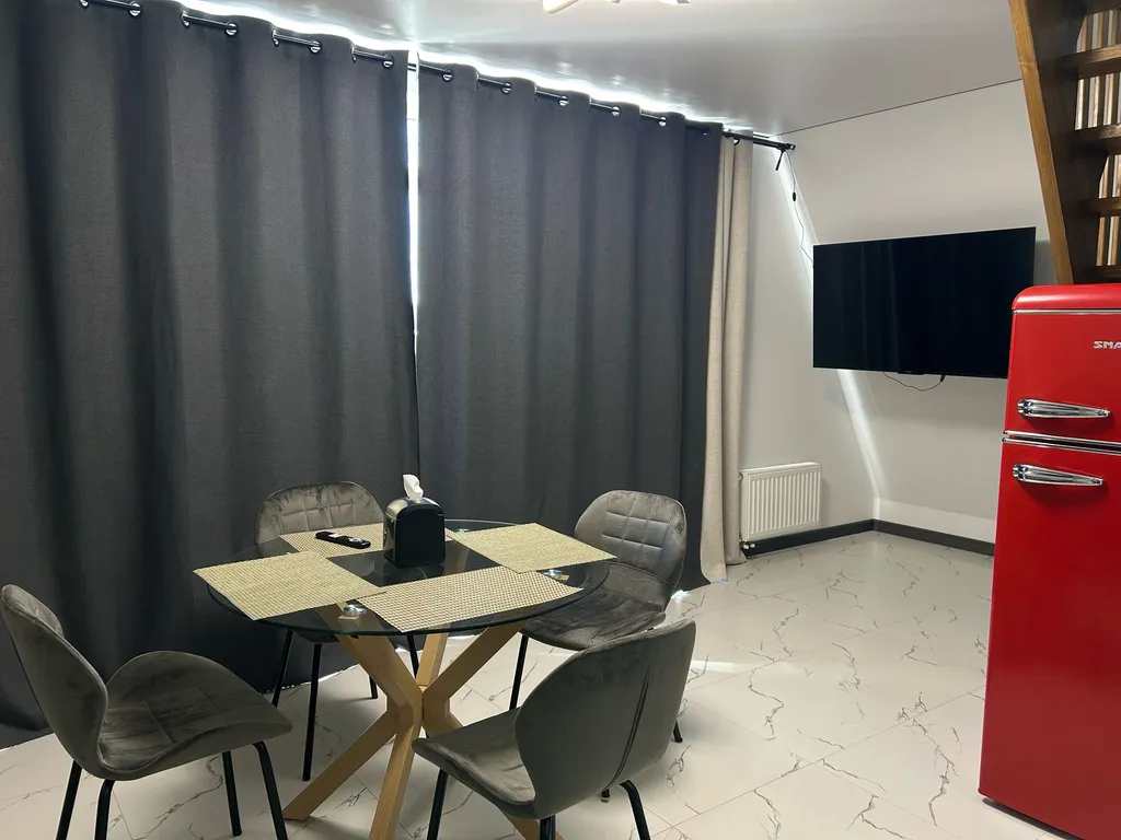 Коттедж Милый дом Лоренс Хаус — Сальское