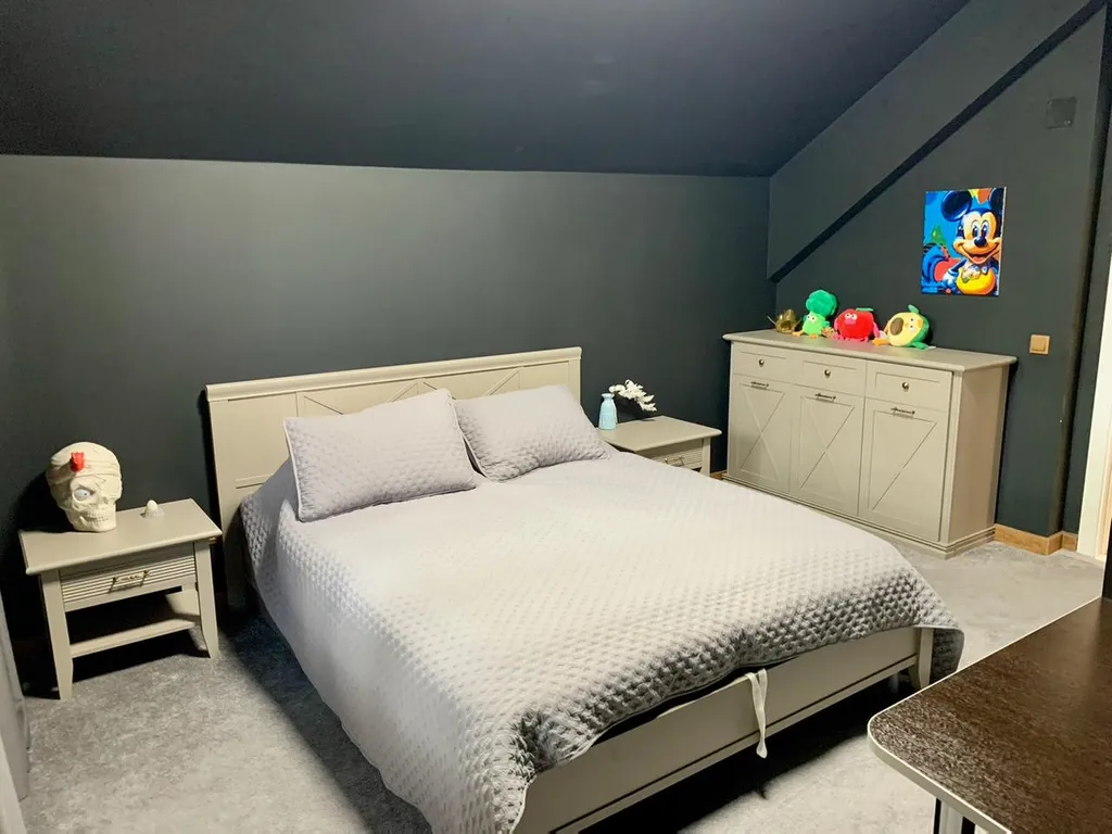 Дом с шикарным видом на горы, с теплым бассейном и баней на дровах