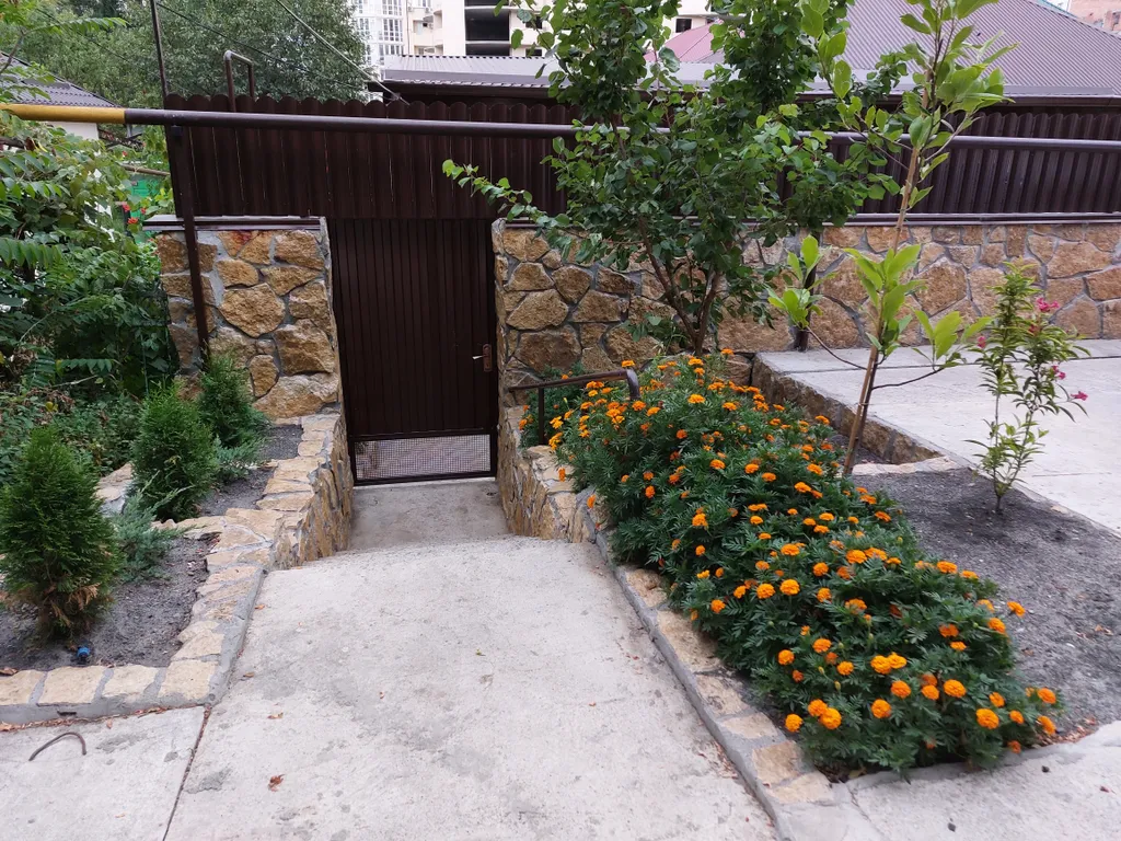 Коттедж Уютный дом с двориком в центре города — Пятигорск