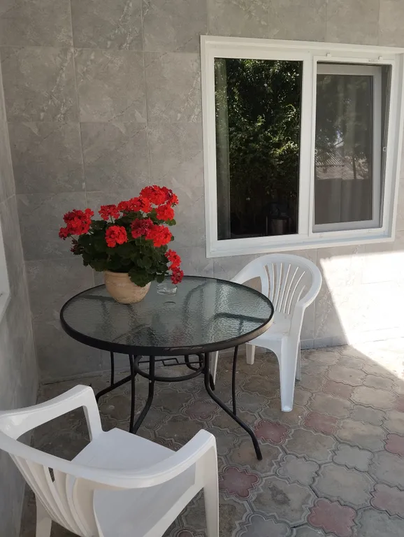 Коттедж Часть дома с отдельным входом и двором — Анапа