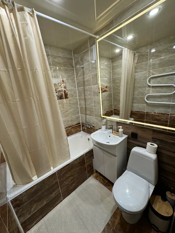 Однокомнатная квартира с дизайнерским ремонтом