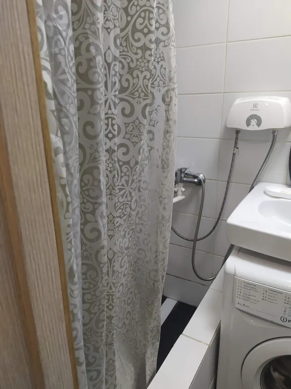 Студия в ритме морского города около Золотого моста