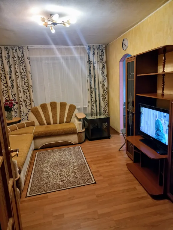 Уютная 2-комнатная квартира в центре города — аренда посуточно в Сосногорск