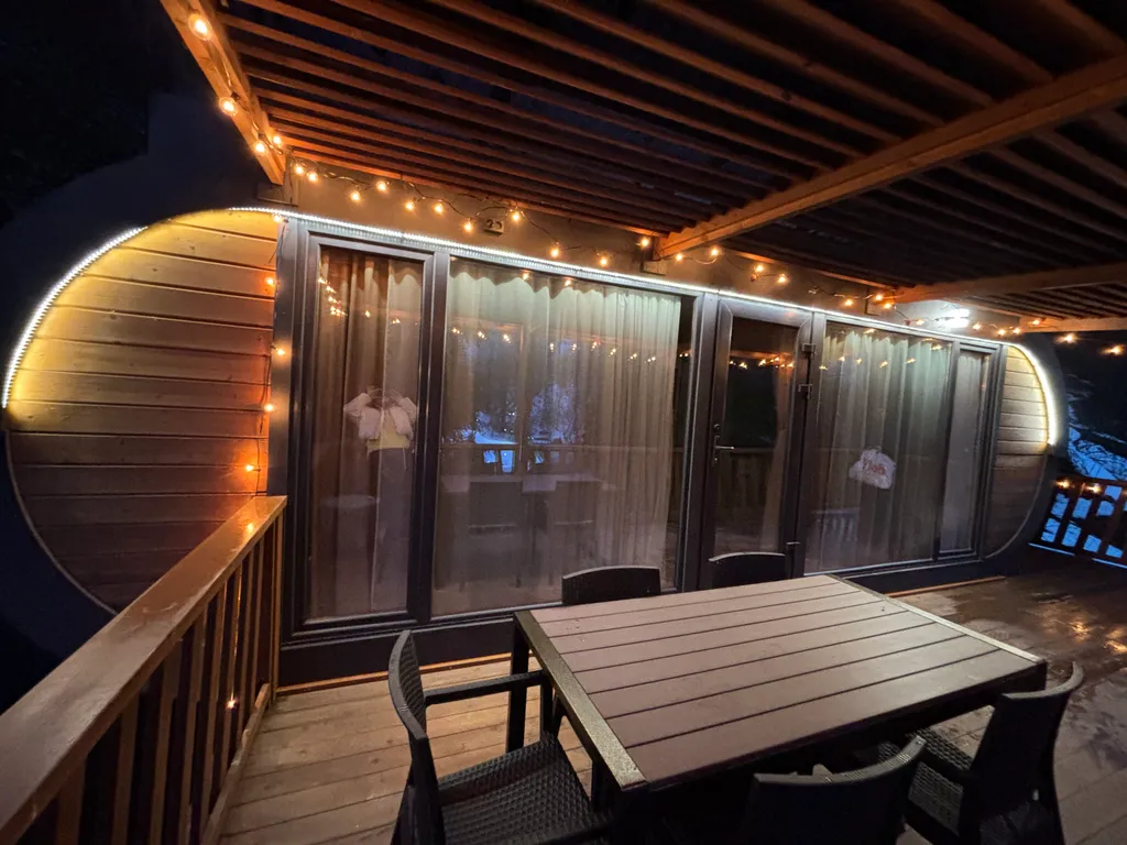 Дом у реки с видом на горы с купелью и баней