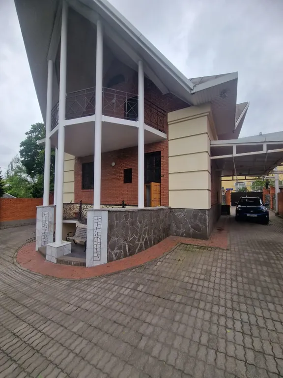 Дом в центре города