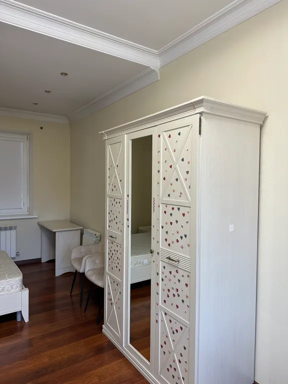 Сдается 3-х этажный дом