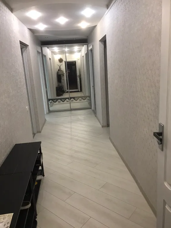 Квартира Удобная и хорошо расположенная квартира с парковкой под окнами с ремонтом 25 года — Санкт-Петербург