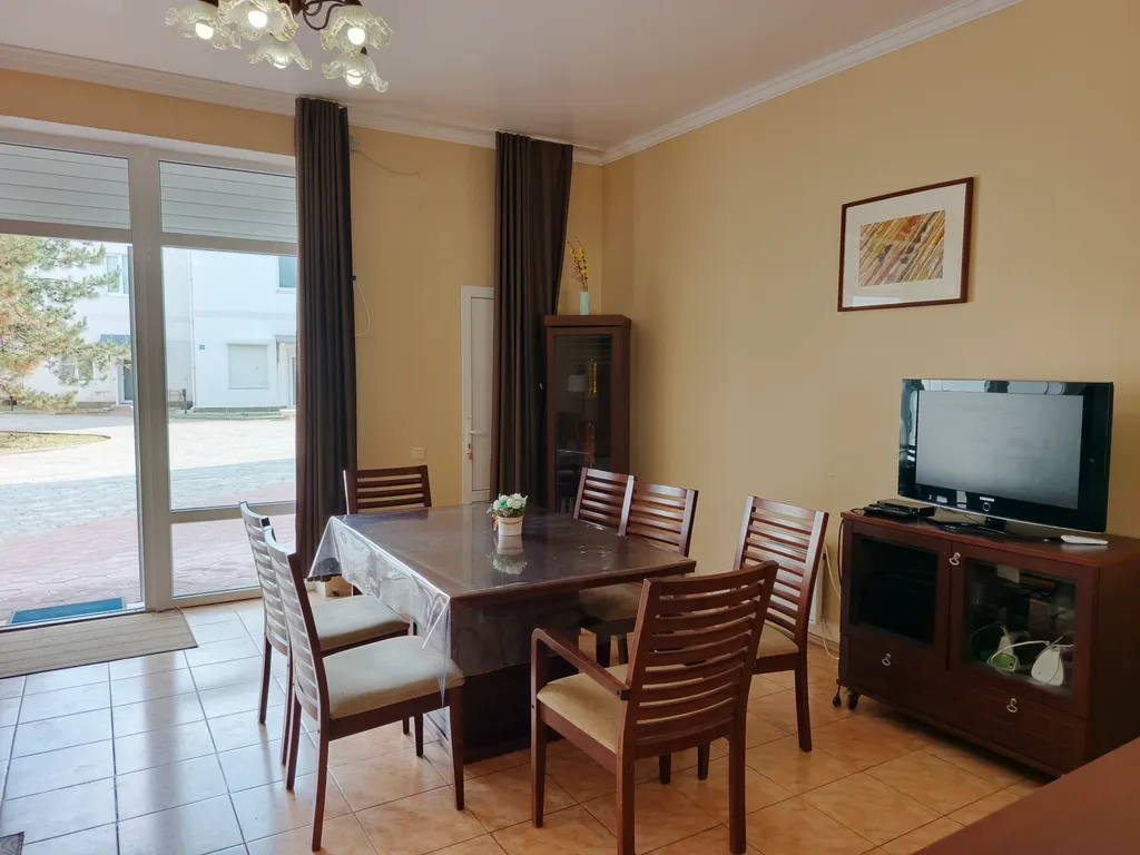 Таунхаус на берегу моря