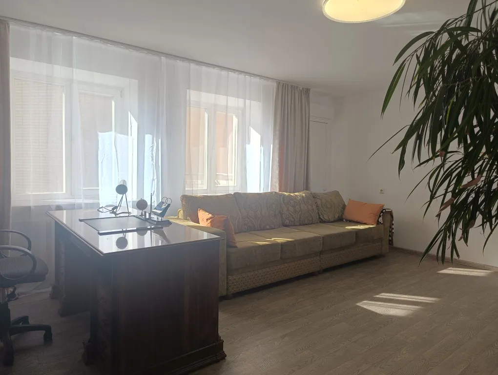 Большая квартира на 10 гостей рядом с автовокзалом