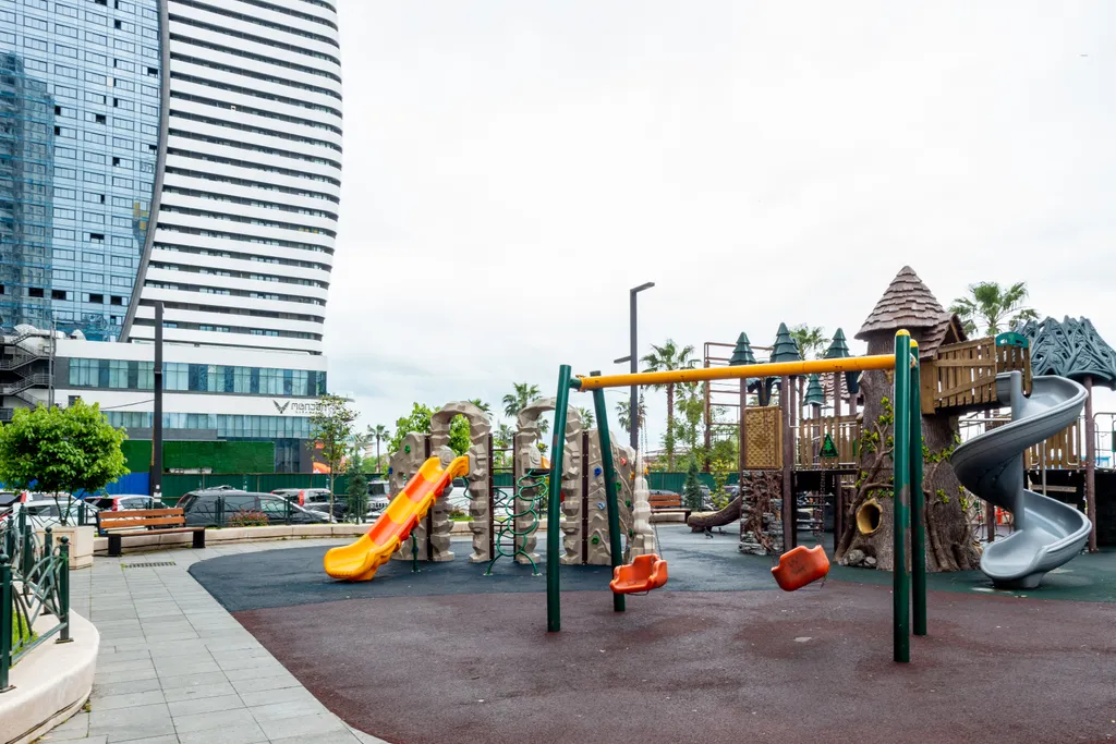 Fountain Vista Luxury Residence in Alliance Palace