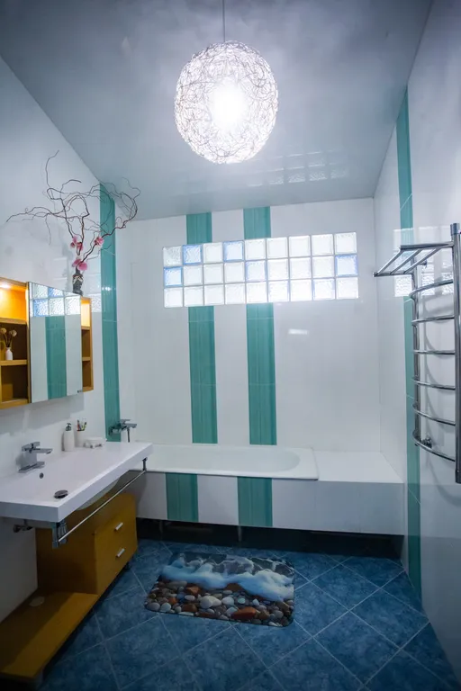 Где начинался город, с видом на море