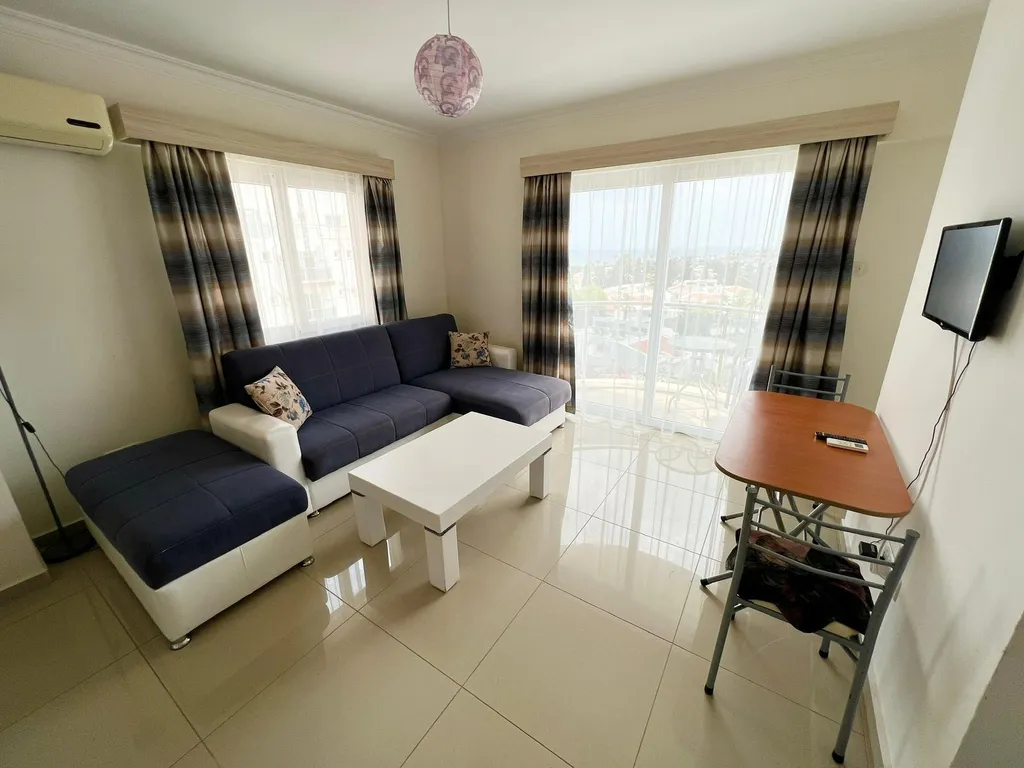 Недорогая уютная квартира в непосредственной близости к морю