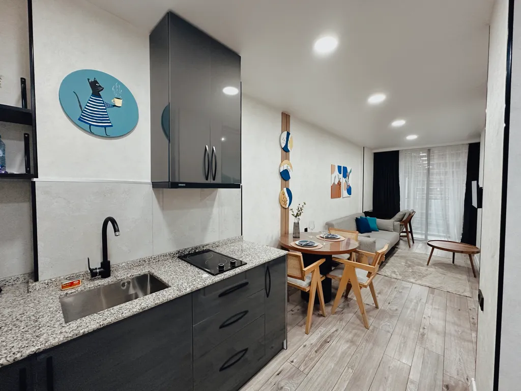 Апартаменты на берегу моря с отдельной спальней