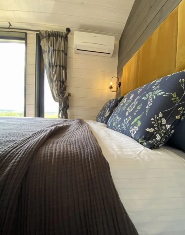 Дом в деревне с городским комфортом и русской баней