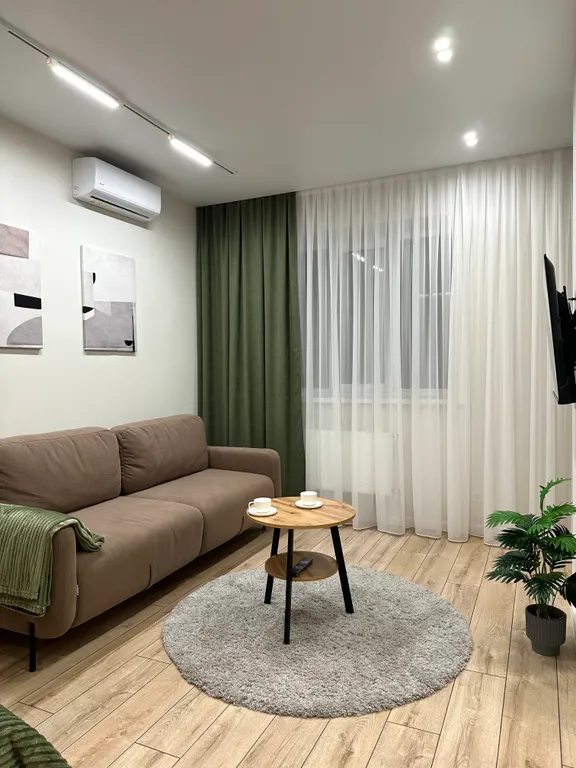 Квартира Квартира с отдельным входом и верандой в истор. центре возле набережной — Самара