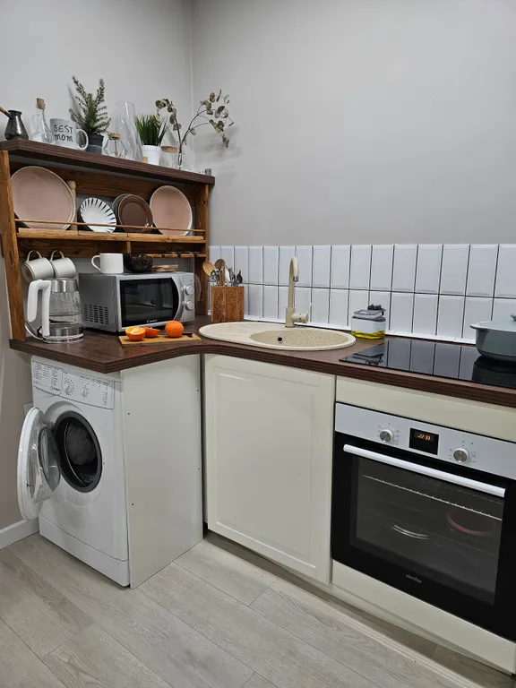 Уютная однушка на берегу канала