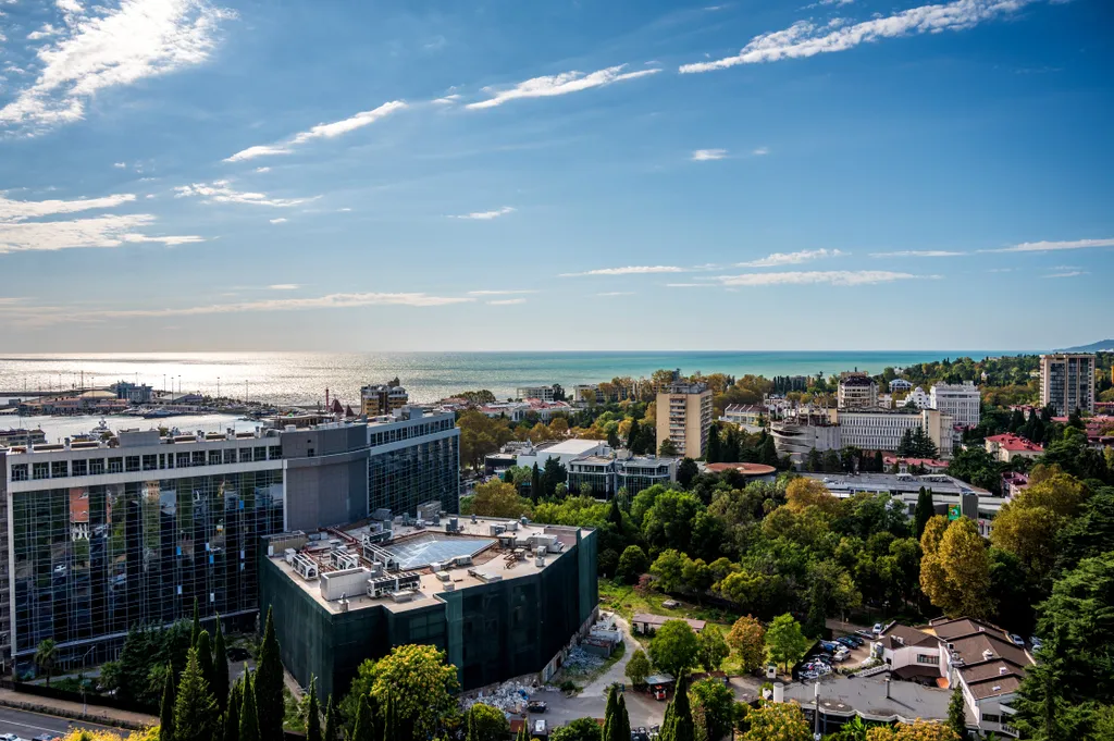 Евротрёшка с видом на море и город