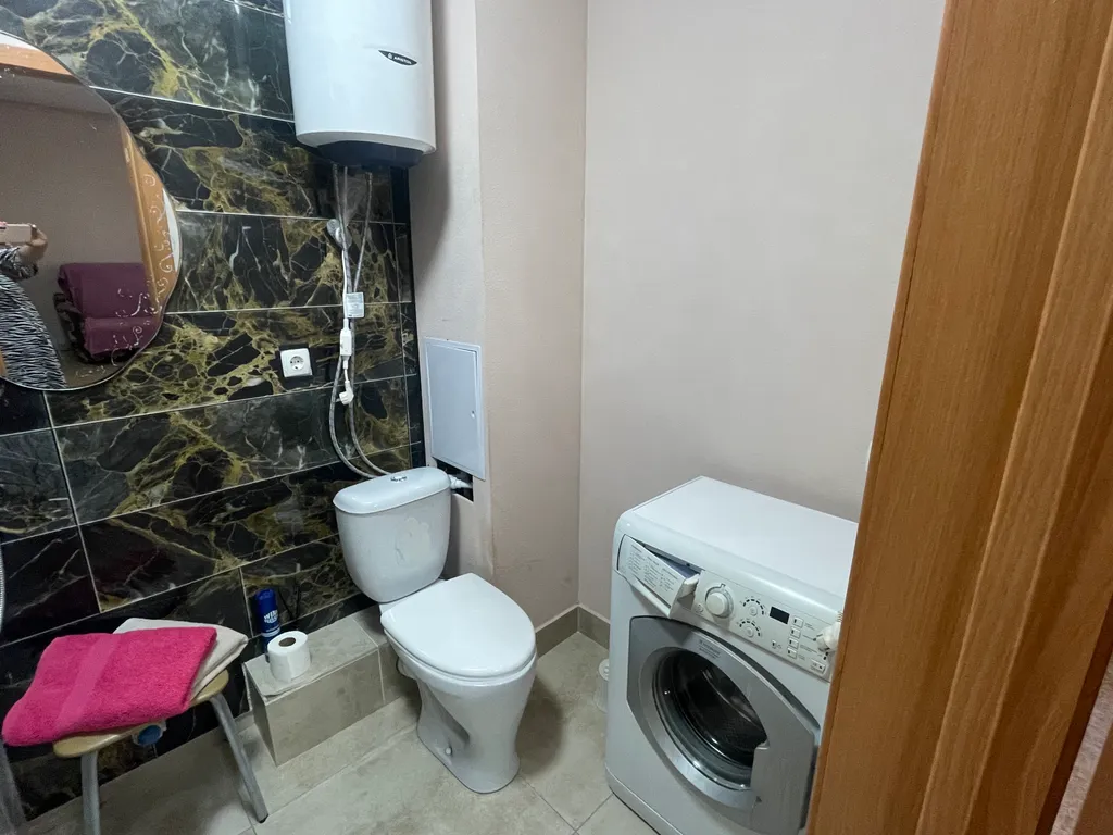 Уютная рядом с трассой на юг