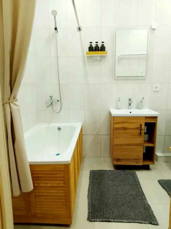 Квартира Тёплая, просторная и светлая квартира — Горячий Ключ