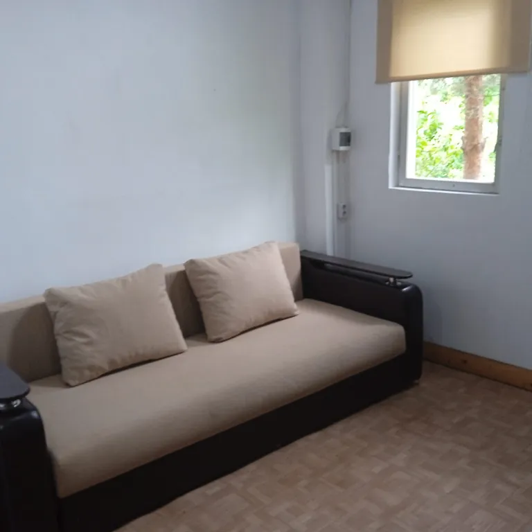 Домик у озера