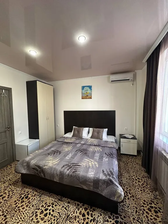 Квартира Квартира Трехместный уютный номер на 2м этаже — Геленджик