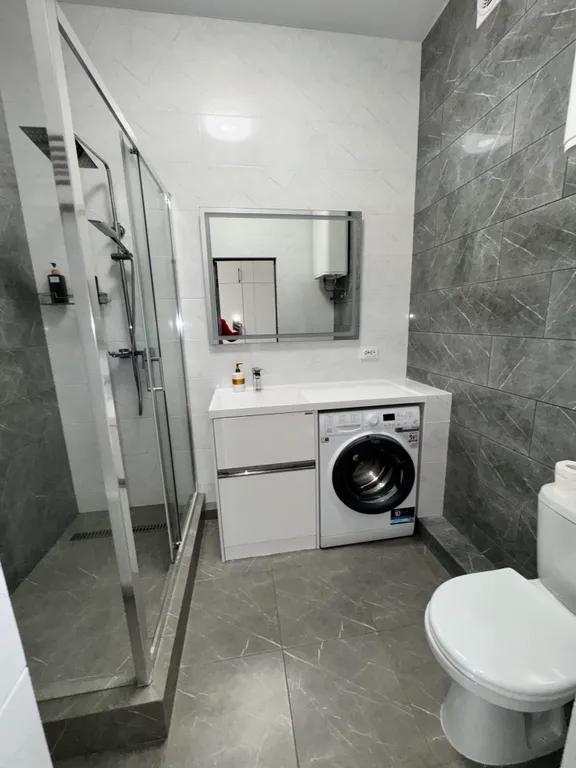 Апартаменты на первой линии с видом на море и горы