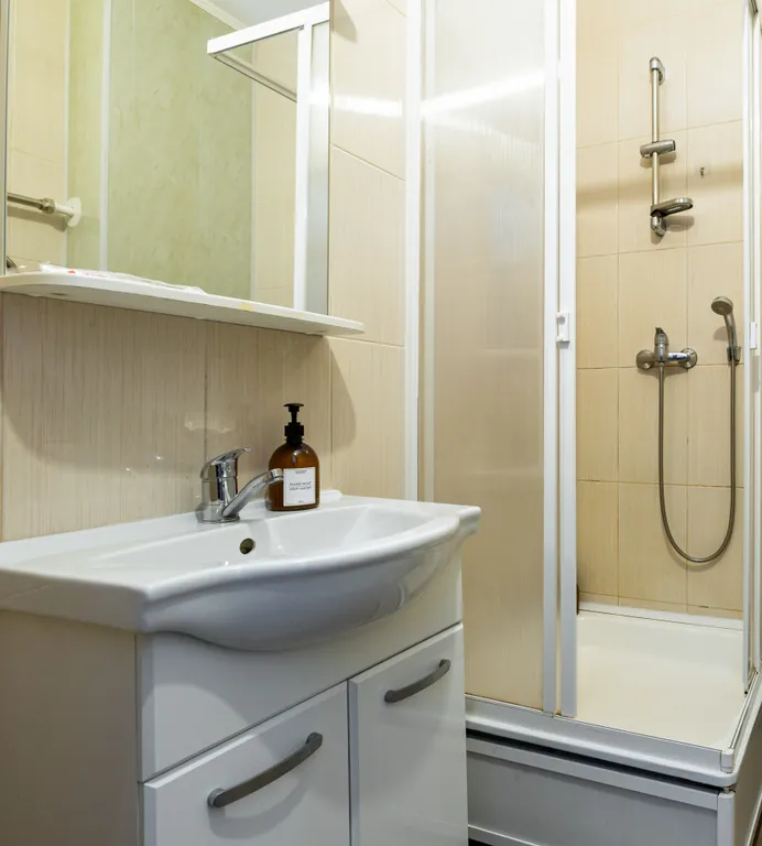 Просторная уютная студия, в пешей доступности метро 7-10 минут пешком