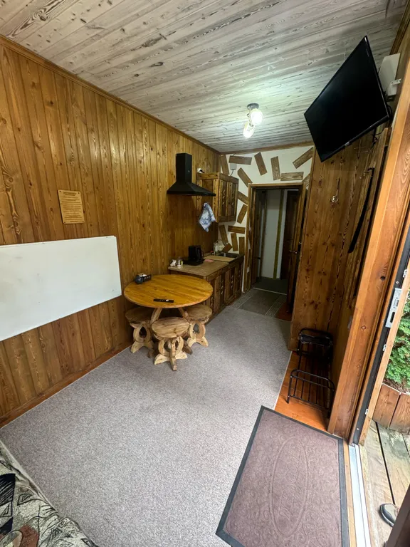 Семейный улучшенный номер на пятерых