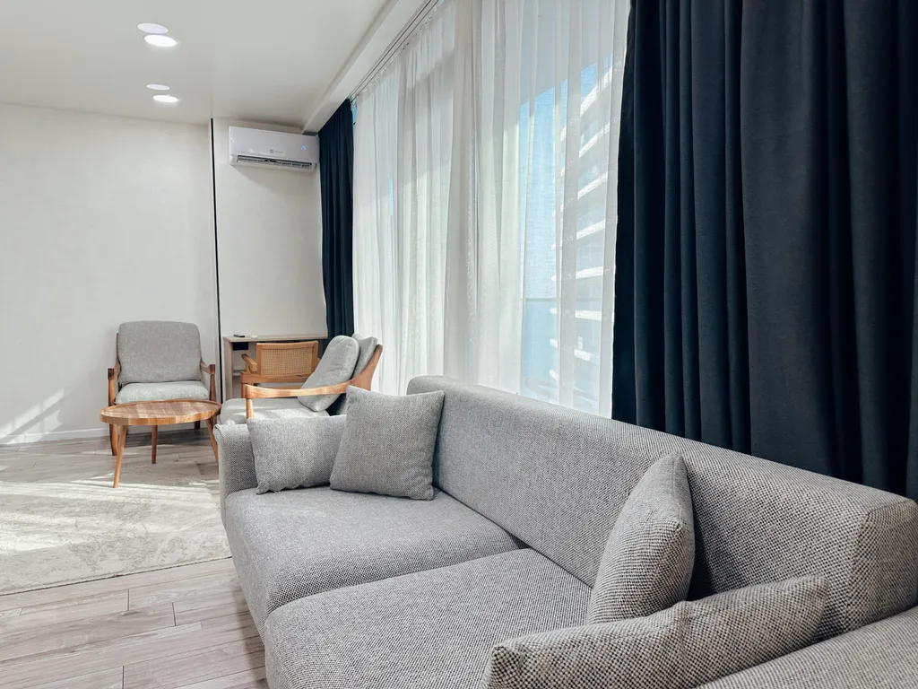 Апартамент на первой линии моря Sea apart Batumi View