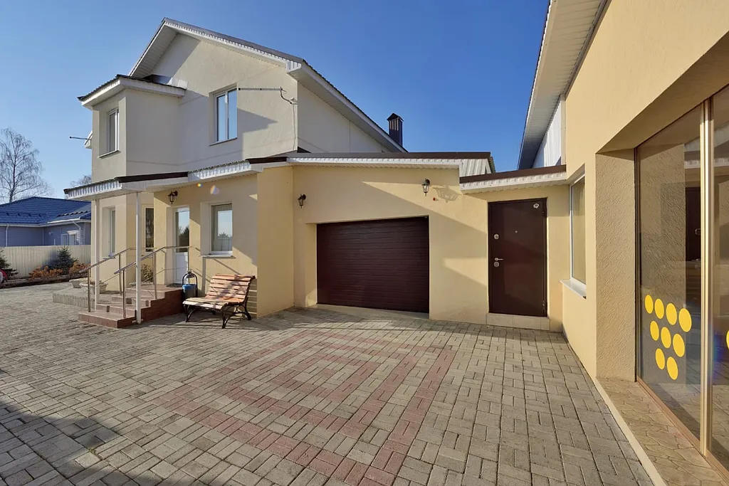 Большой, уютный семейный дом