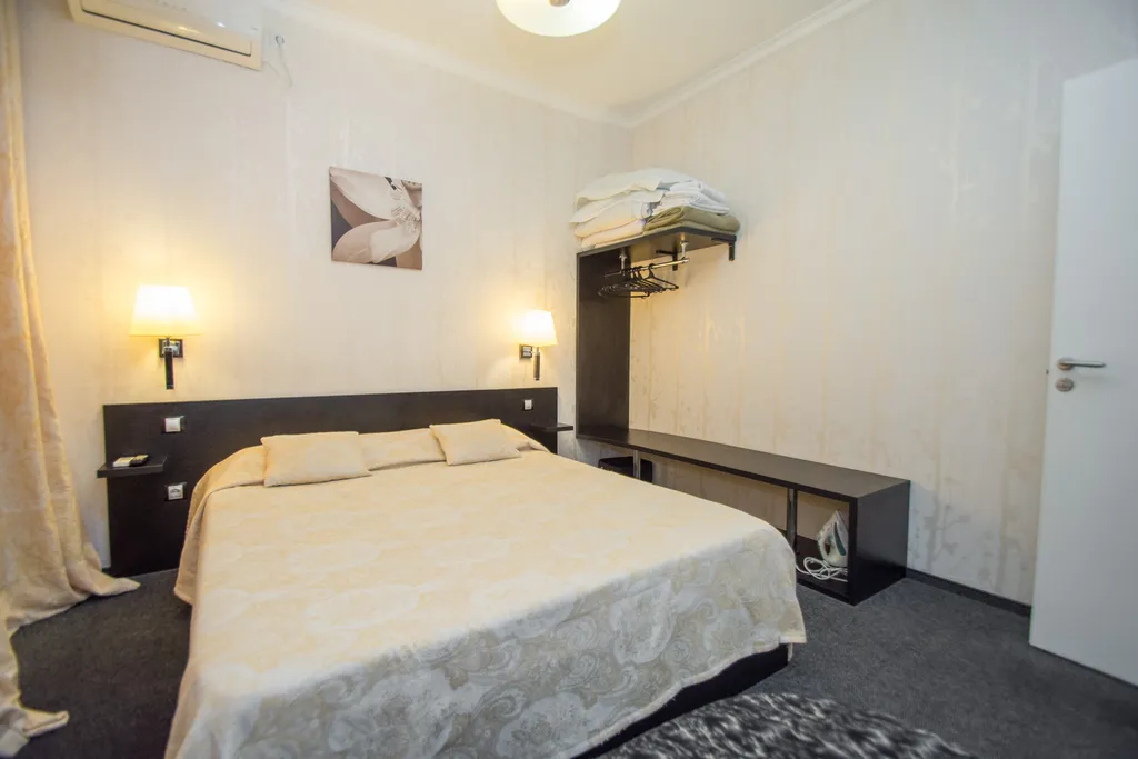 Апартаменты Андеграунд с видом на море