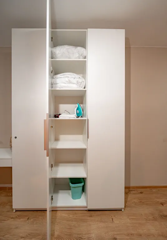 Апартаменты студия у метро, с кухней и панорамными окнами